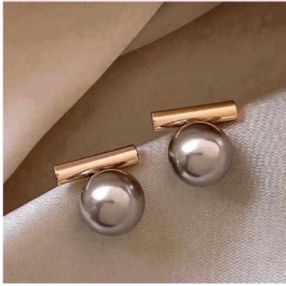 Anthropologie Jewelry - New! Lorelei Tahitian Pearl Gold Post Earrings (3045) NWOT